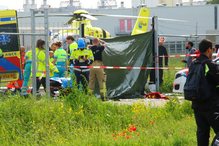 Motorrijder ernstig gewond na ongeval tijdens meeting