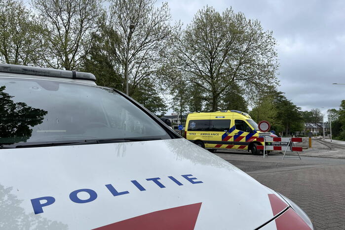 Fietsster gewond bij botsing met auto