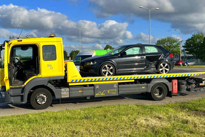 Botsing tussen drie personenauto's