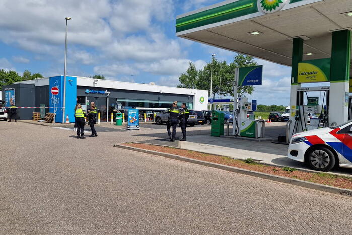 Politie doet onderzoek naar schietpartij BP-tankstation