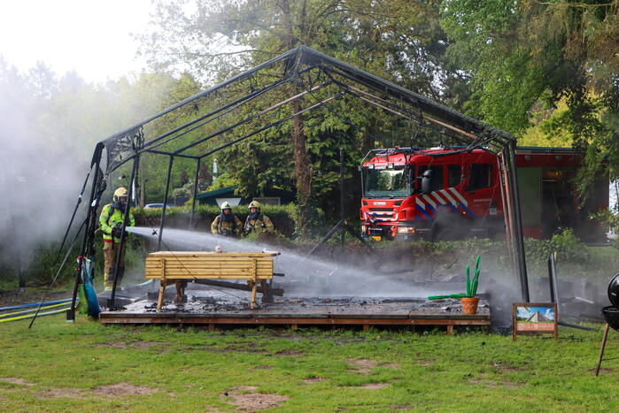 Aanhouding na hevige brand in drie glampingtenten