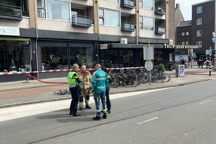 Versnijdingspand en meerdere vuurwapens aangetroffen na brand