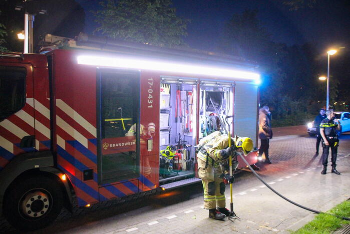 Kleine brand in achtertuin