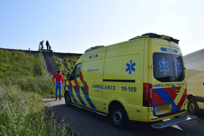 Duiker gewond bij waterongeval