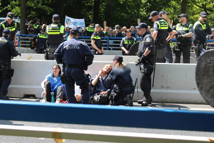 Politie masaal aanwezig bij demonstratie