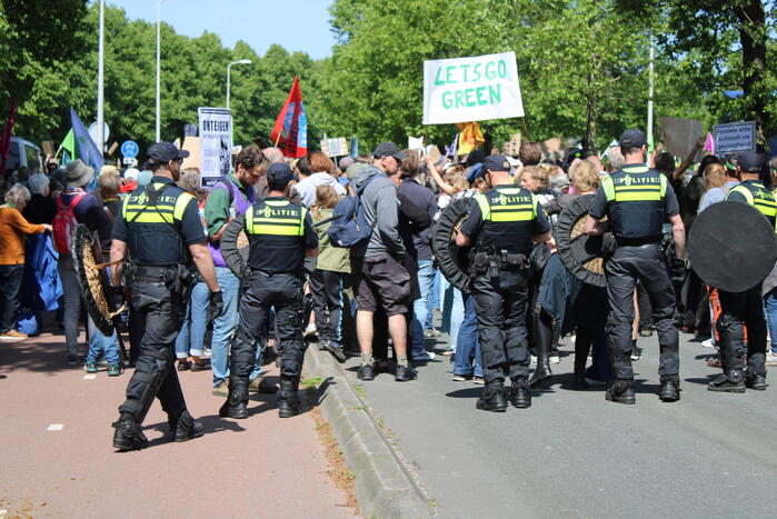 Politie masaal aanwezig bij demonstratie