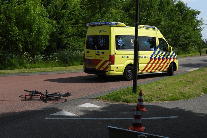 Wielrenner gewond bij aanrijding met auto
