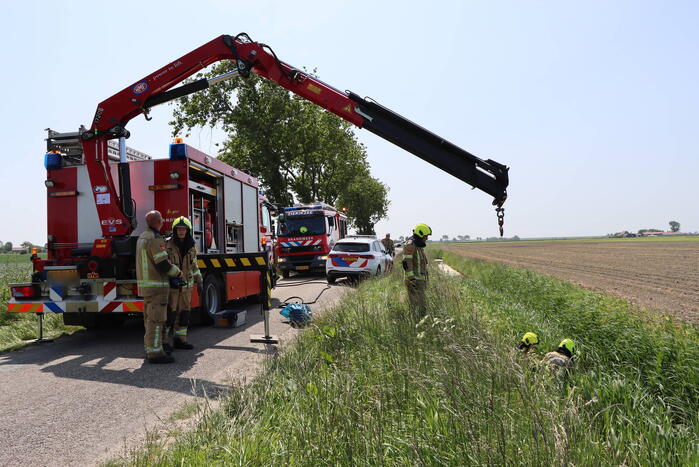 Man belandt met scootmobiel in sloot