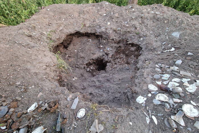 Raadselachtig gat ontdekt langs dijk