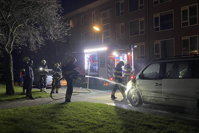 Beginnende brand in bestelbus geblust