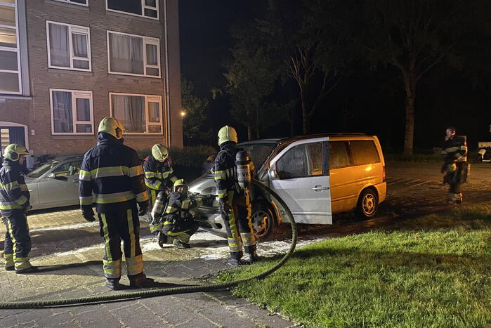 Beginnende brand in bestelbus geblust