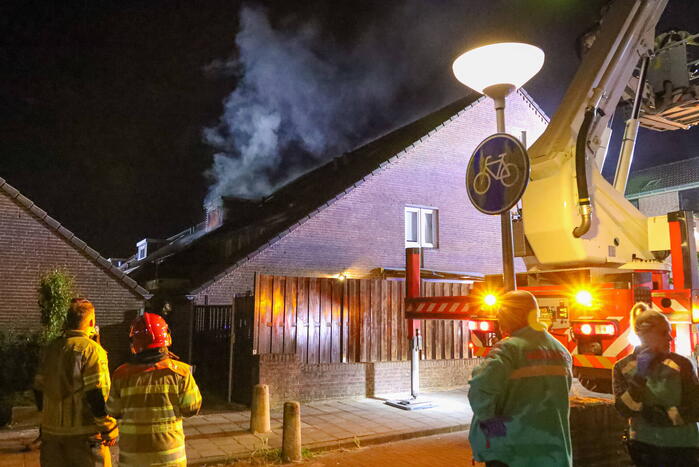 Woning onbewoonbaar door grote brand