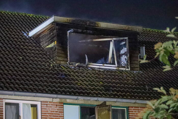 Woning onbewoonbaar door grote brand