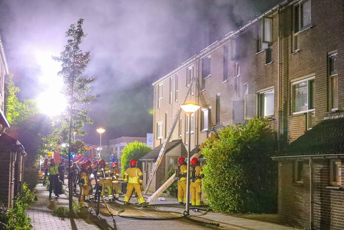 Woning onbewoonbaar door grote brand
