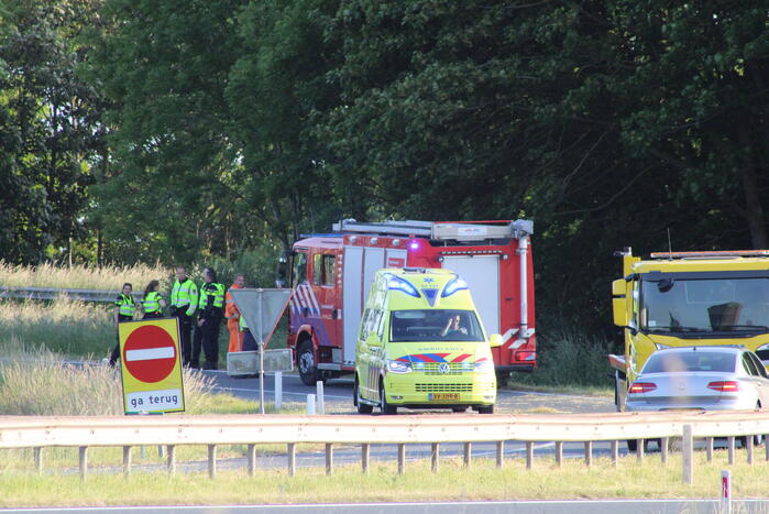 Ernstig ongeval op afrit van snelweg