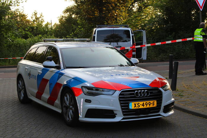 Automobilist laat fietser zwaargewond achter