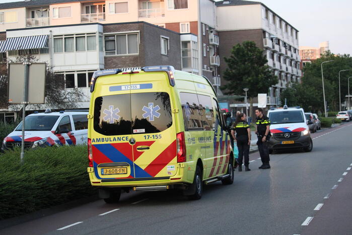 Motorrijder gewond bij botsing met auto
