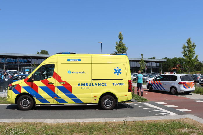 Fietser aangereden op oversteekplaats