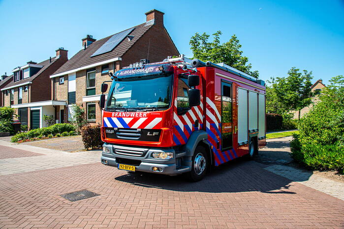 Gasfles vat vlam tijdens onkruidverbranden