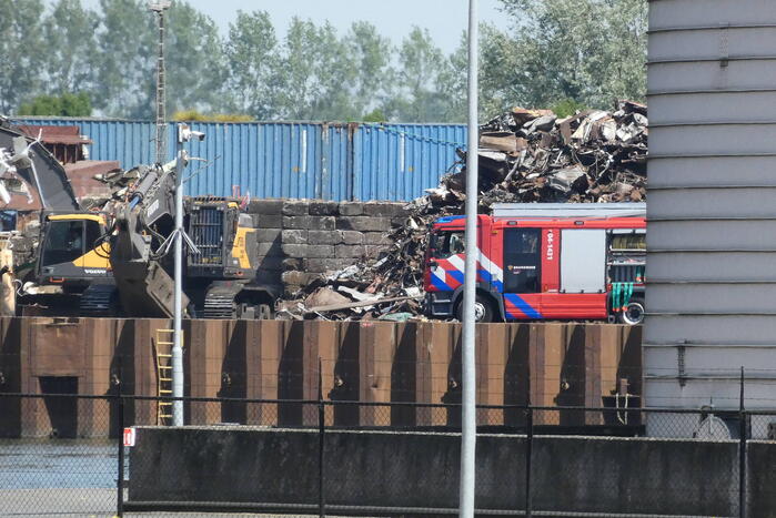 Scheepsbrand bij ijzerwarenhandelaar