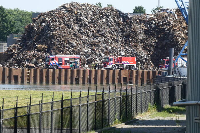 Scheepsbrand bij ijzerwarenhandelaar