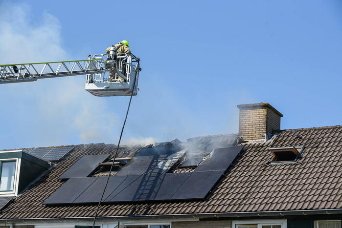 Uitslaande zolderbrand rijtjeswoning