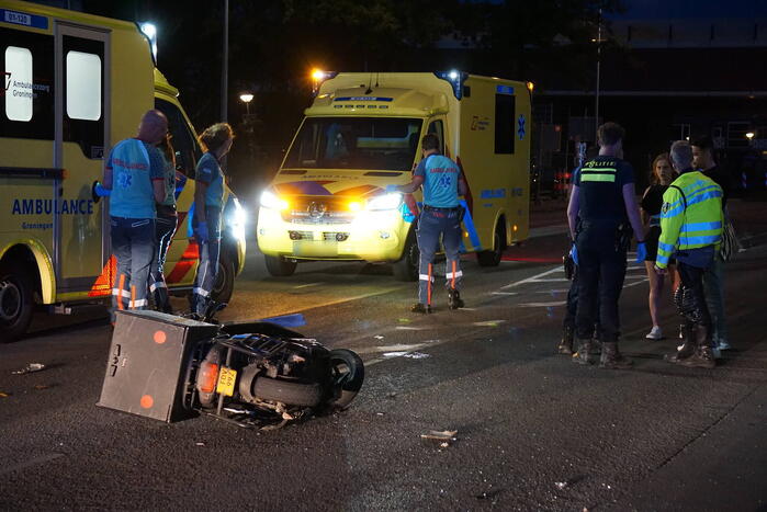 Scooterrijder raakt gewond bij aanrijding