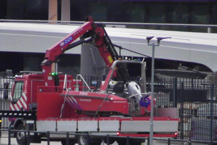 Grote inzet hulpdiensten na melding persoon te water