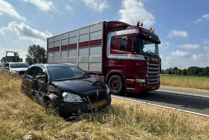Flinke schade bij aanrijding met vrachtwagen
