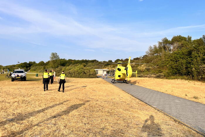 Fietser ernstig gewond bij botsing met paaltje
