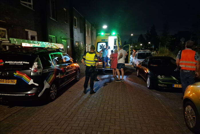 Buurman ontdekt brand in woning