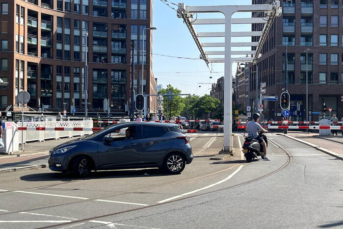 Lang wachten door storing in Lage Erfbrug
