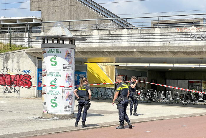 Politie doet onderzoek naar schietpartij metrostation Bullewijk