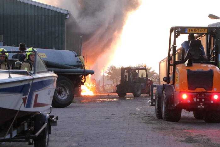 Grote brand in loods