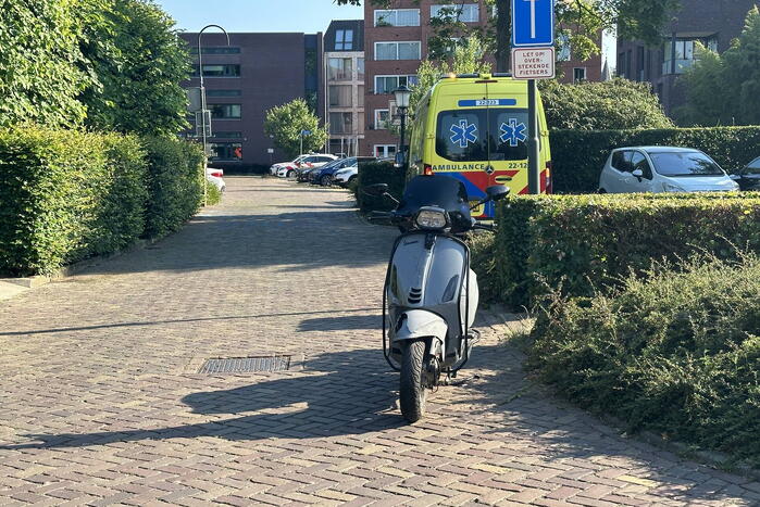 Twee gewonden bij ongeval tussen scooter en automobilist