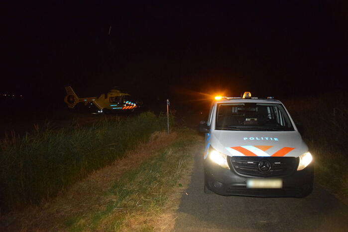 Nachtelijke inzet van traumahelikopter in polder