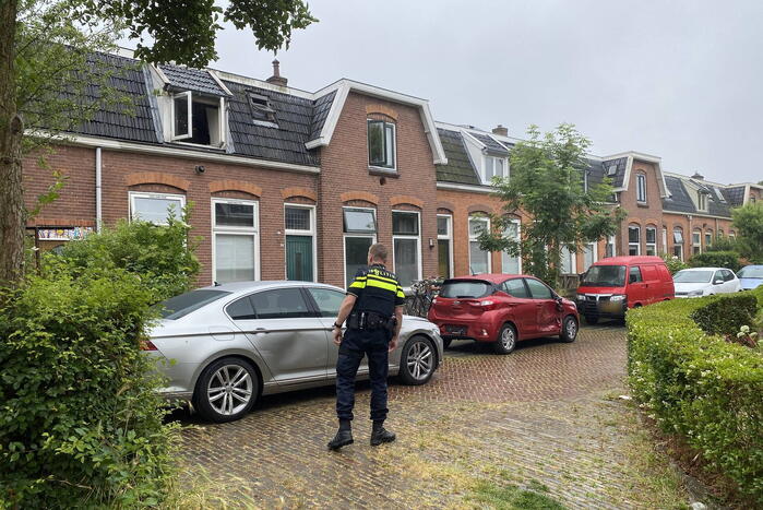 Undercover politiewagen loopt schade op bij achtervolging