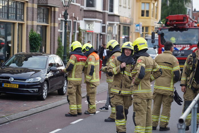 Brand in kapsalon door stapel handdoeken
