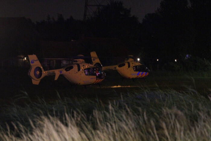 Zwaargewonden nadat auto te water raakt