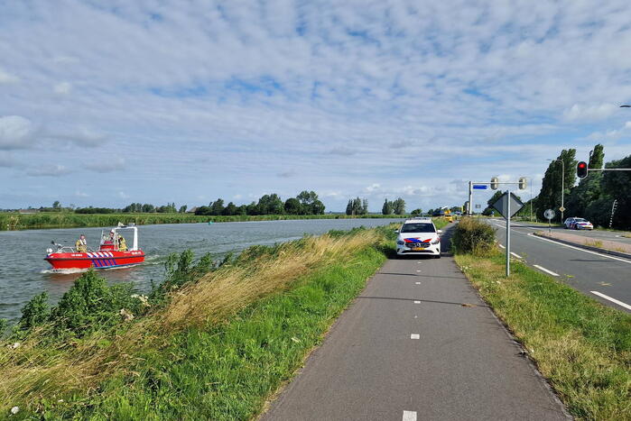 Man overleden, scheepvaartverkeer is gestremd