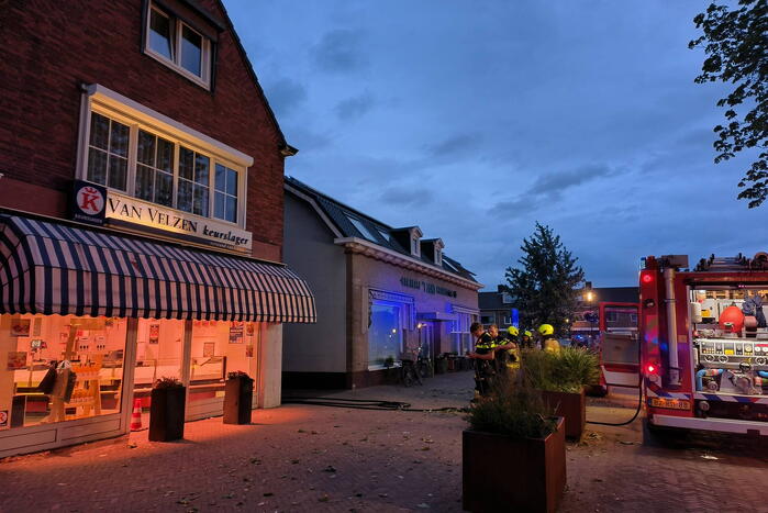 Brand in slagerij snel onder controle