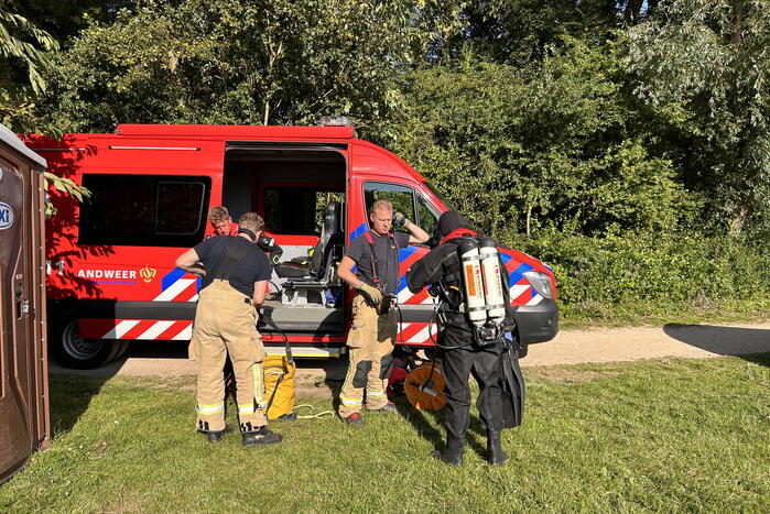 Grote zoekactie opgestart na aantreffen kinderfiets bij water