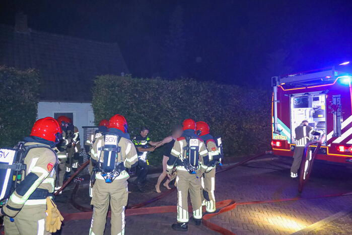 Kind roep om hulp bij woningbrand