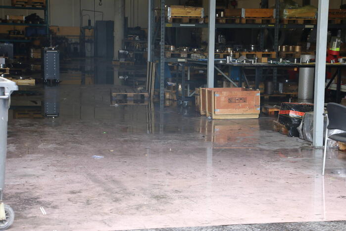 Flinke waterlekkage in drie panden