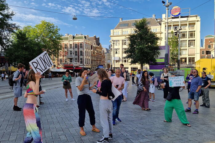 Amsterdammers vieren afscheid Rutte