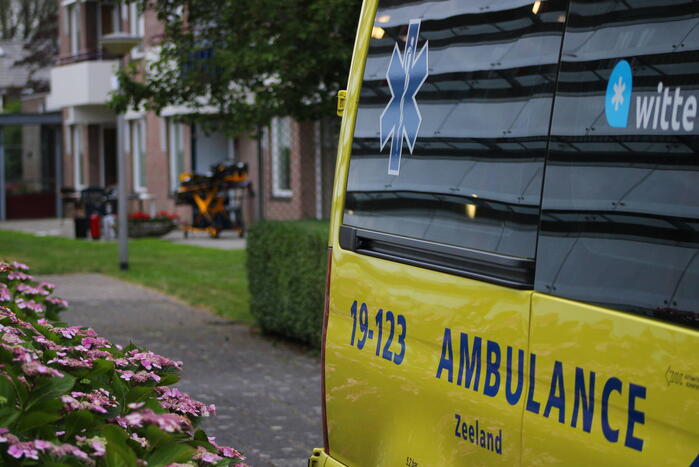 Persoon zorgt tweemaal voor inzet hulpdiensten