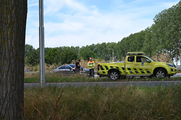 Kop-staartaanrijding tussen twee personenwagens