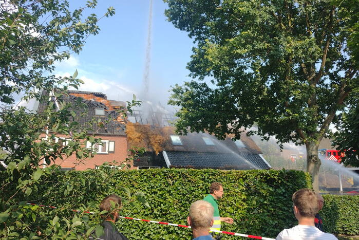 Brand slaat over na zorgboerderij