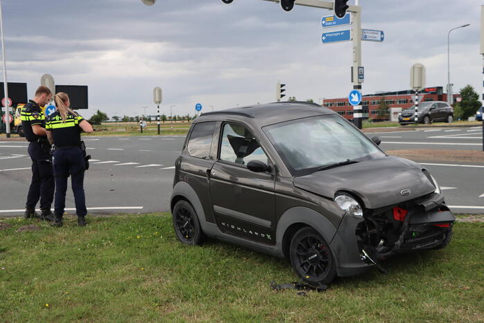 Voertuigen in botsing op kruising