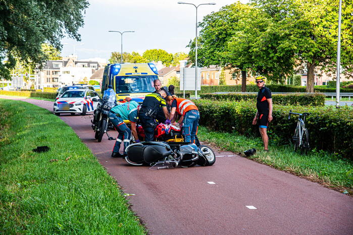 Scooterrijder ernstig gewond bij eenzijdig ongeval